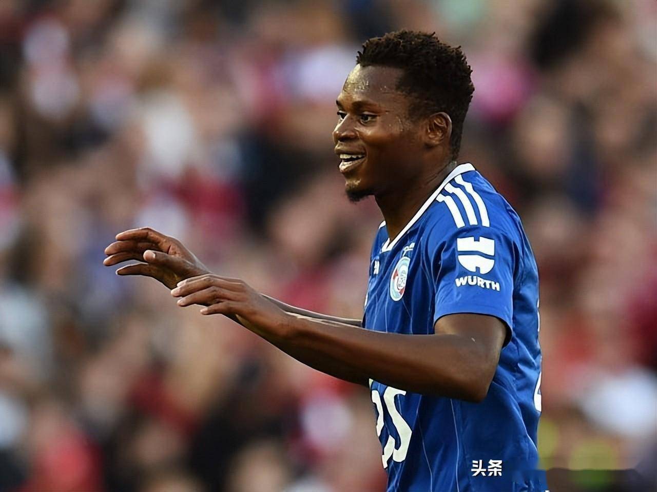 db电竞官网-法甲今晨再迎强敌，西汉姆伤情更新，主帅态度——媒体盛赞，临场指挥获称赞