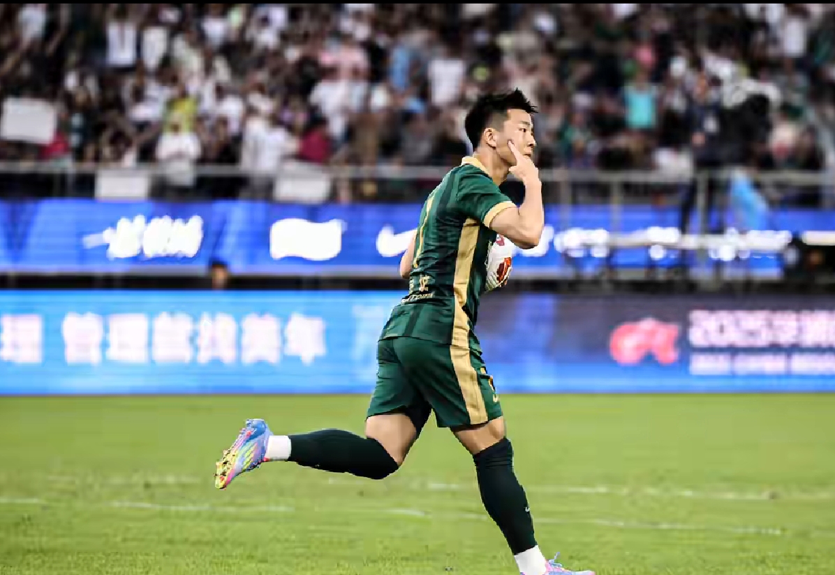 db游戏平台官网-清晨中超焦点战,斯图加特造点机会,信心回归,年轻球员得到机会